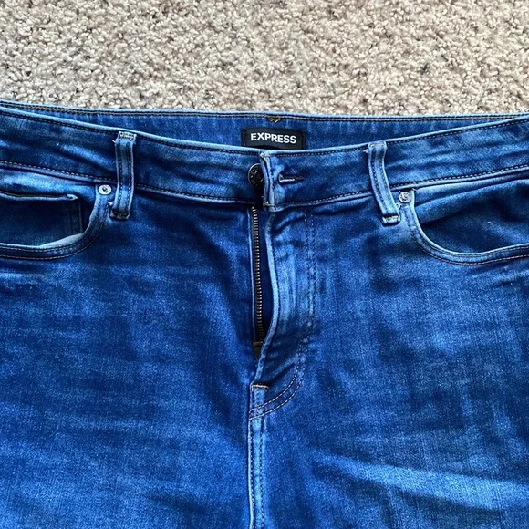 Men’s Express blue jeans. - Picture 2 of 4